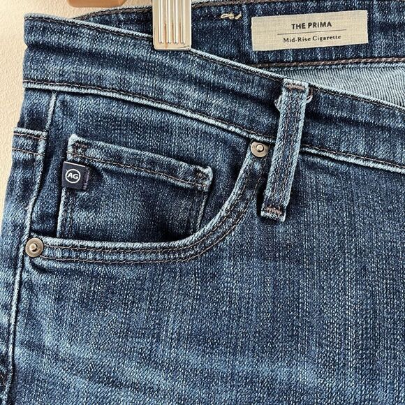 AG Adriano Goldschmied Prima Mid Rise Cigarette Blue Jean | Size 28 - Picture 6 of 8
